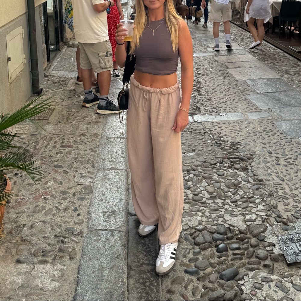 Beige linen pants
